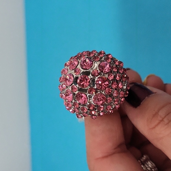 Ring bundle, 2 Embellished Rhinestone Cocktail Statement Rings - Picture 4 of 8